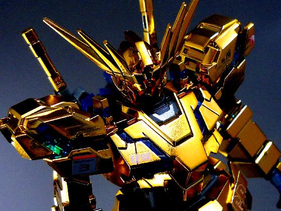 【1/144：UNICORN GUNDAM 03《PHENEX》】