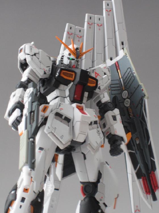 ν-GUNDAM（RG）